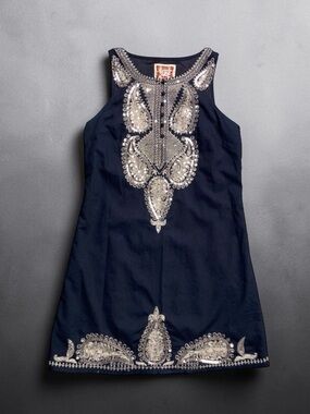 FP Free People black and gold sequin dress with embroidery. Like new  Size 8